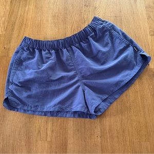 Patagonia MEDIUM Barely Baggies Nylon Shorts in Current Blue 2 Inch Inseam